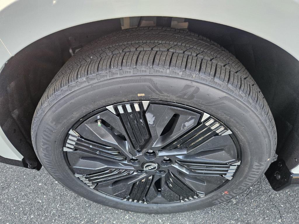 new 2025 Nissan Murano car, priced at $54,175