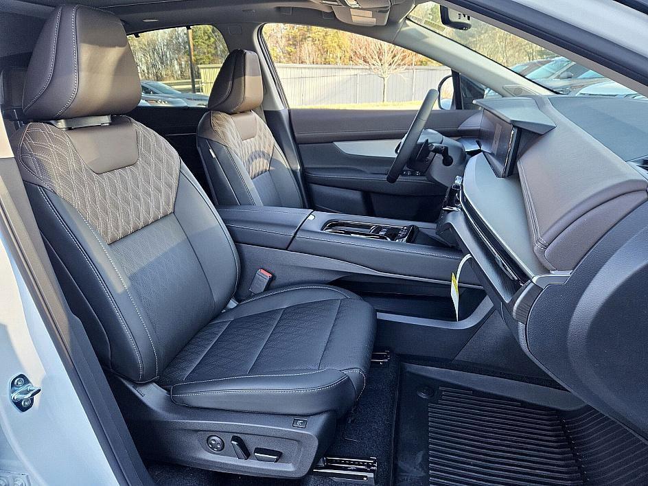 new 2025 Nissan Murano car, priced at $54,175
