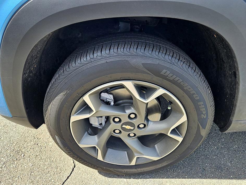 used 2025 Chevrolet Trax car, priced at $22,666