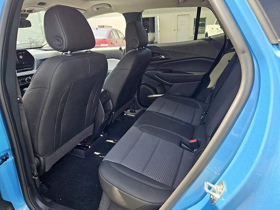 used 2025 Chevrolet Trax car, priced at $22,666