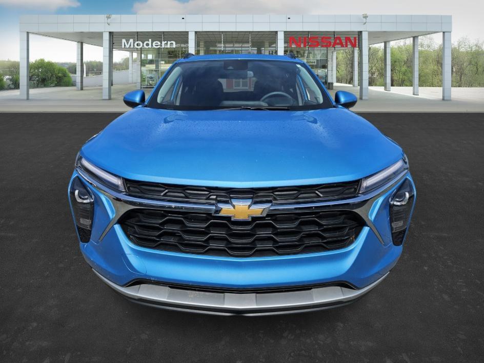 used 2025 Chevrolet Trax car, priced at $22,666