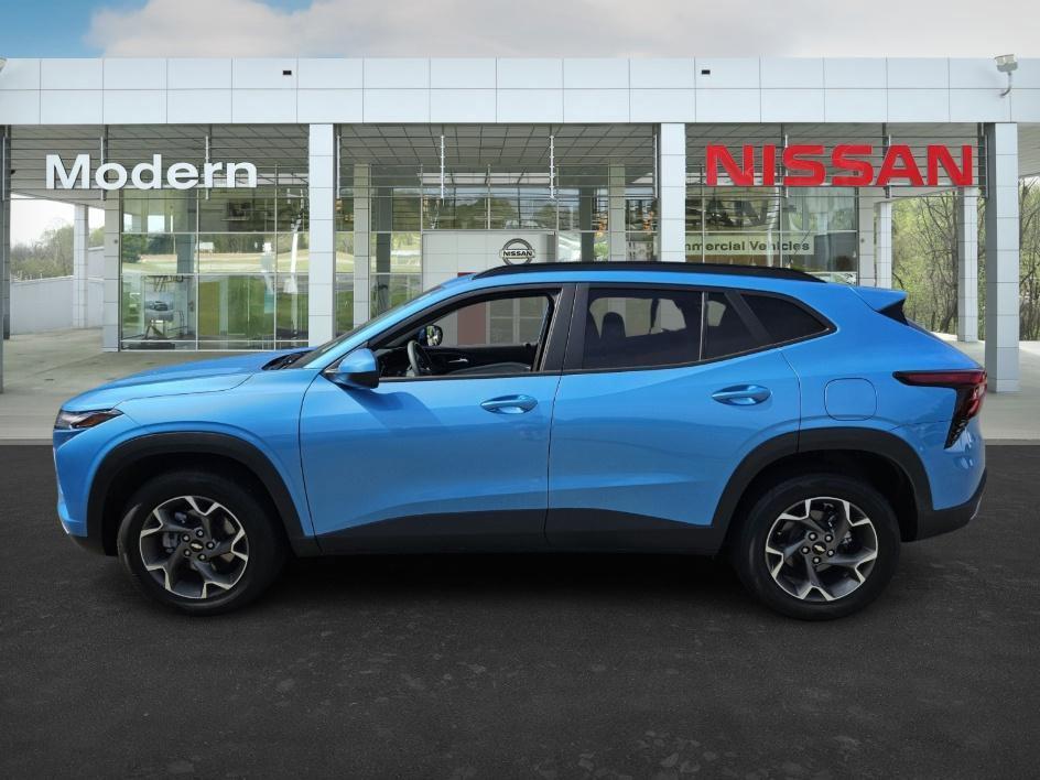 used 2025 Chevrolet Trax car, priced at $22,666