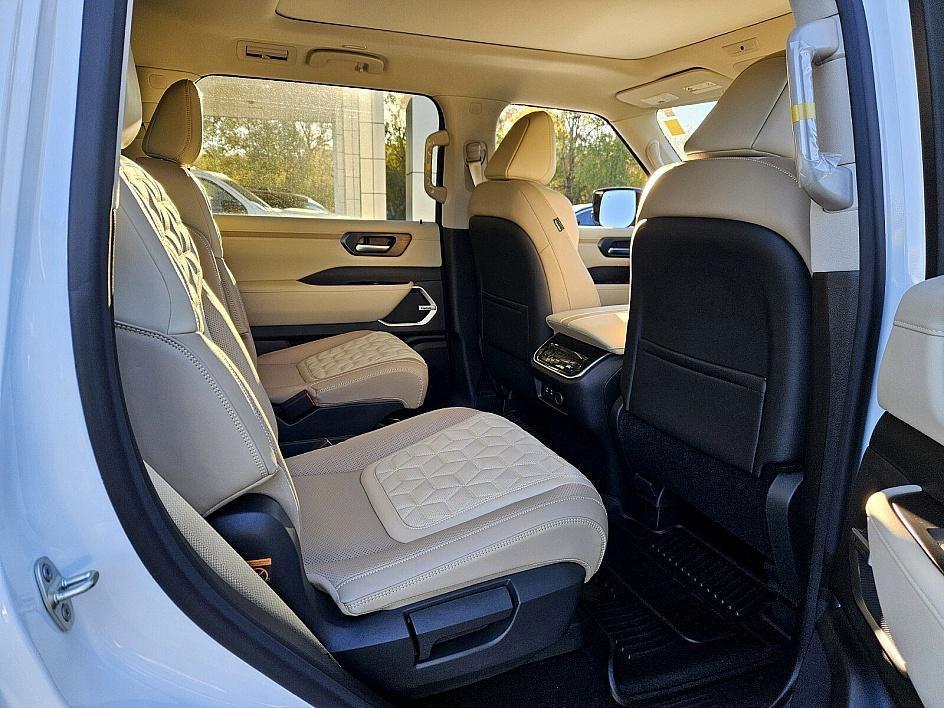 new 2026 Nissan Armada car, priced at $82,736