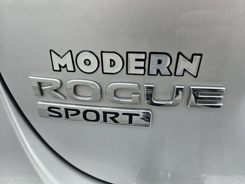 used 2022 Nissan Rogue Sport car, priced at $22,999