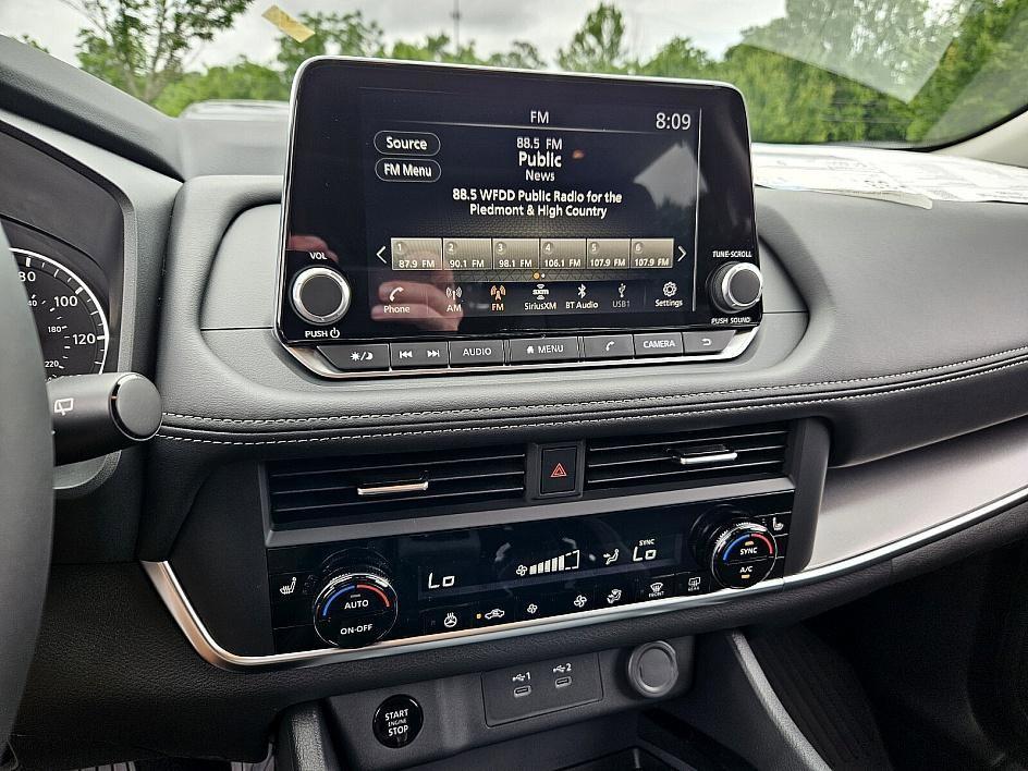 new 2025 Nissan Rogue car, priced at $31,282