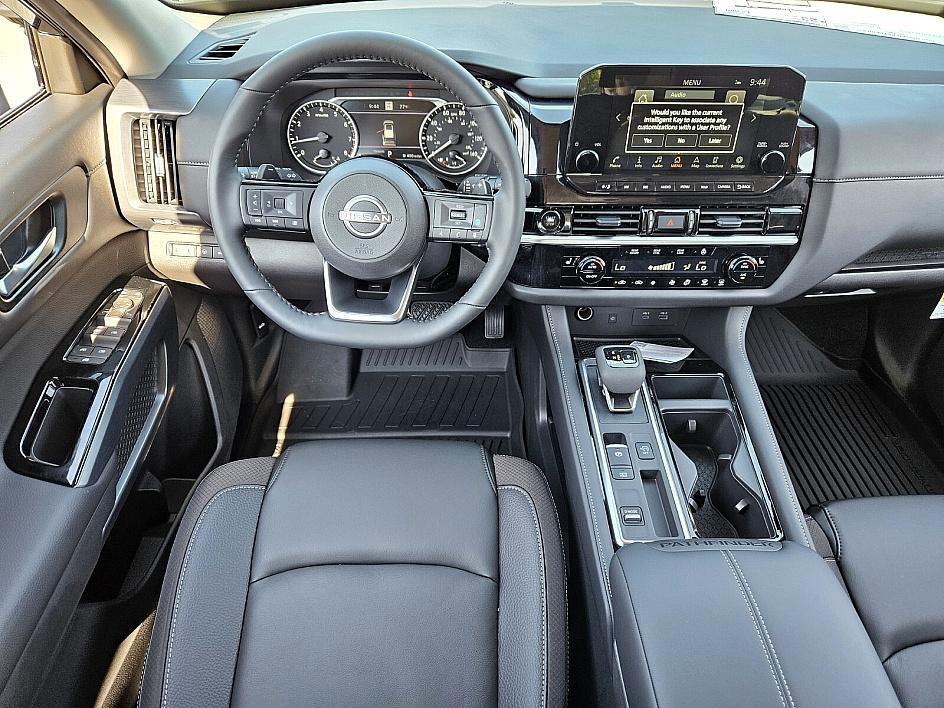 new 2025 Nissan Pathfinder car, priced at $41,227