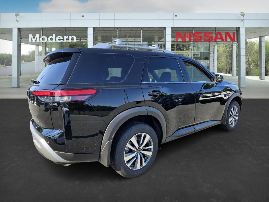 new 2025 Nissan Pathfinder car, priced at $41,227