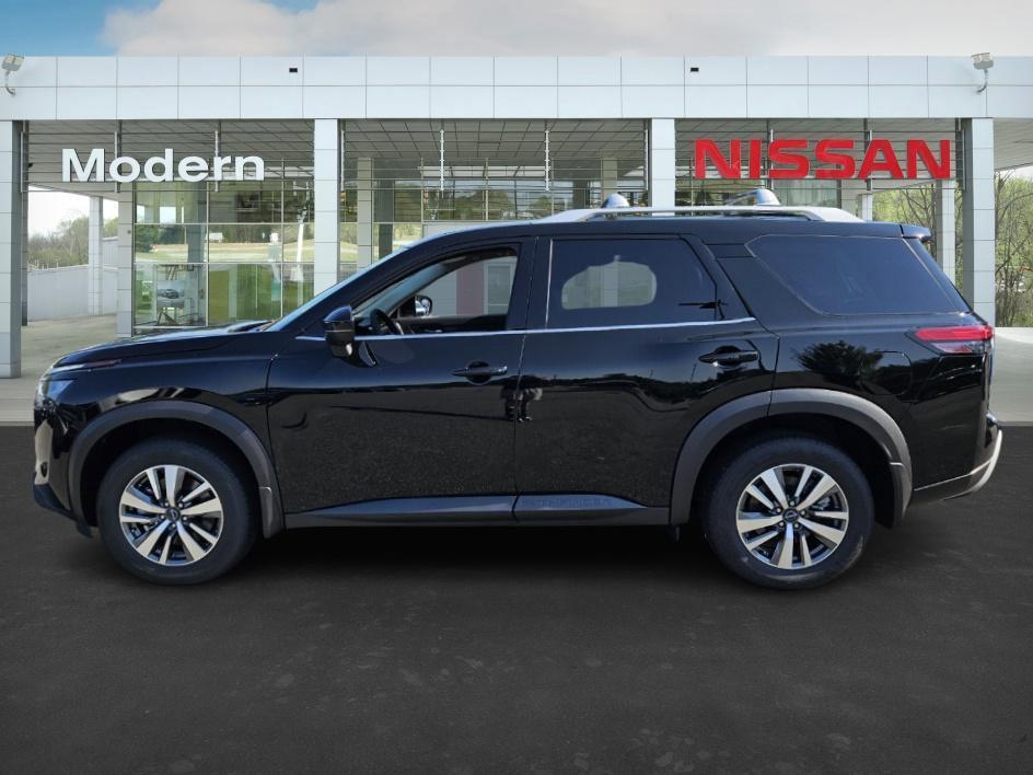 new 2025 Nissan Pathfinder car, priced at $41,227