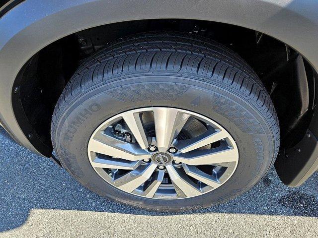 new 2025 Nissan Pathfinder car, priced at $41,227