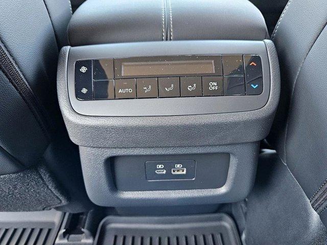 new 2025 Nissan Pathfinder car, priced at $41,227