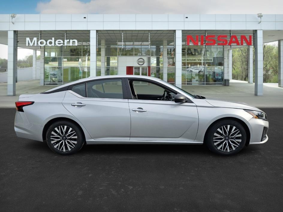 used 2023 Nissan Altima car, priced at $20,488