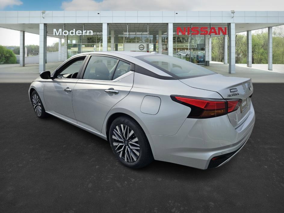 used 2023 Nissan Altima car, priced at $20,488