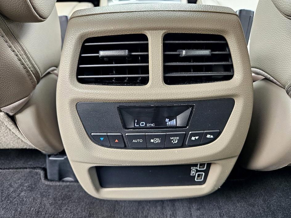 used 2020 Honda Pilot car, priced at $22,888