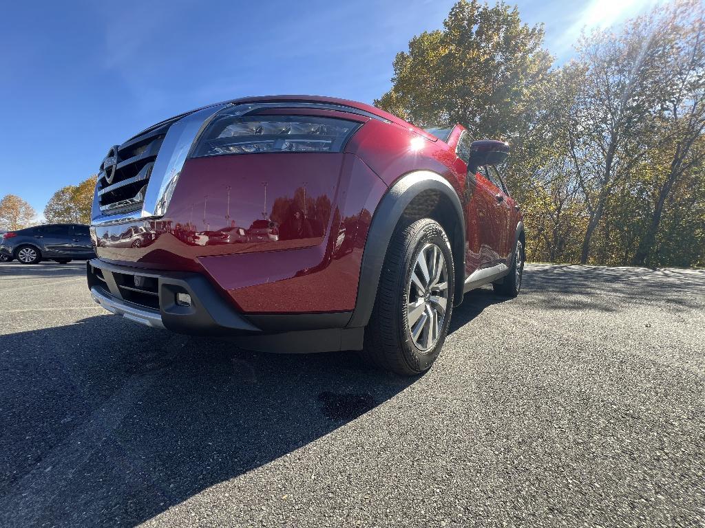 used 2025 Nissan Pathfinder car, priced at $37,098