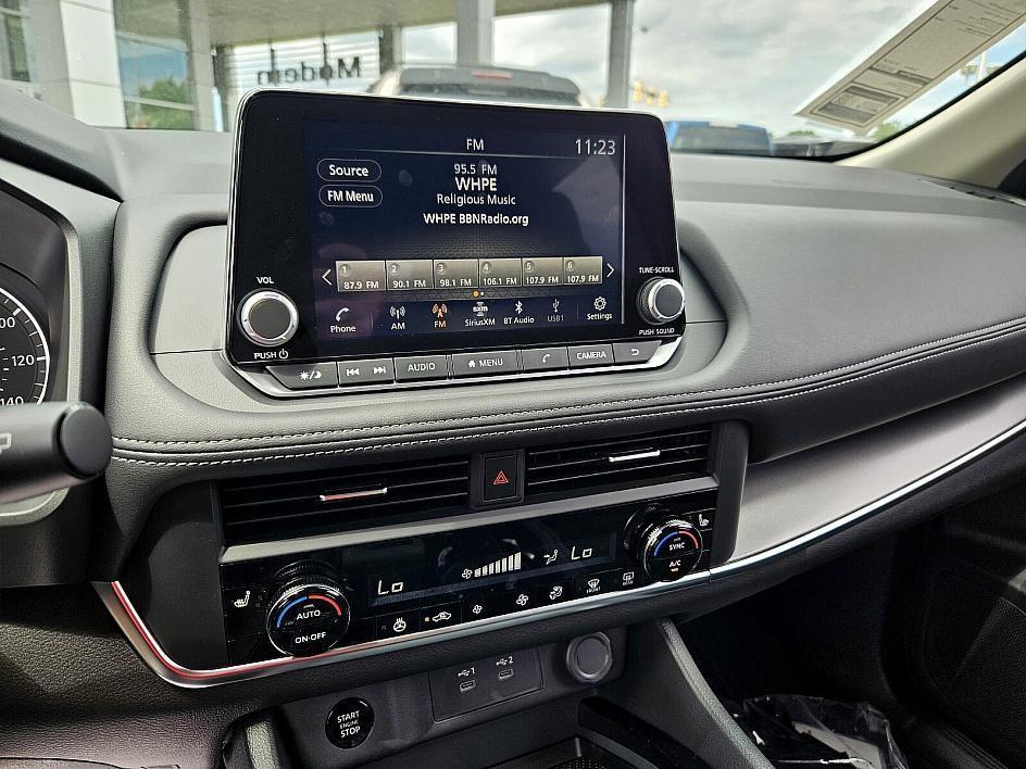 new 2025 Nissan Rogue car, priced at $31,282