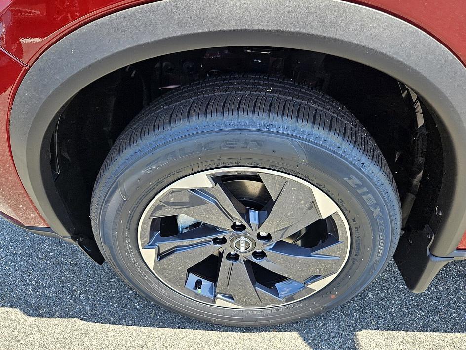 new 2025 Nissan Rogue car, priced at $31,777