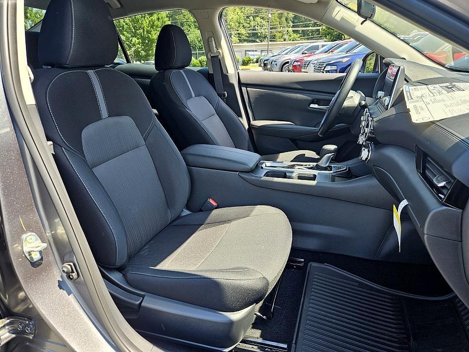 new 2025 Nissan Sentra car, priced at $22,924