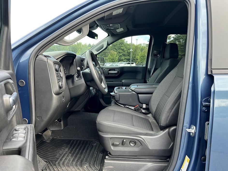 used 2024 Chevrolet Silverado 1500 car, priced at $37,777