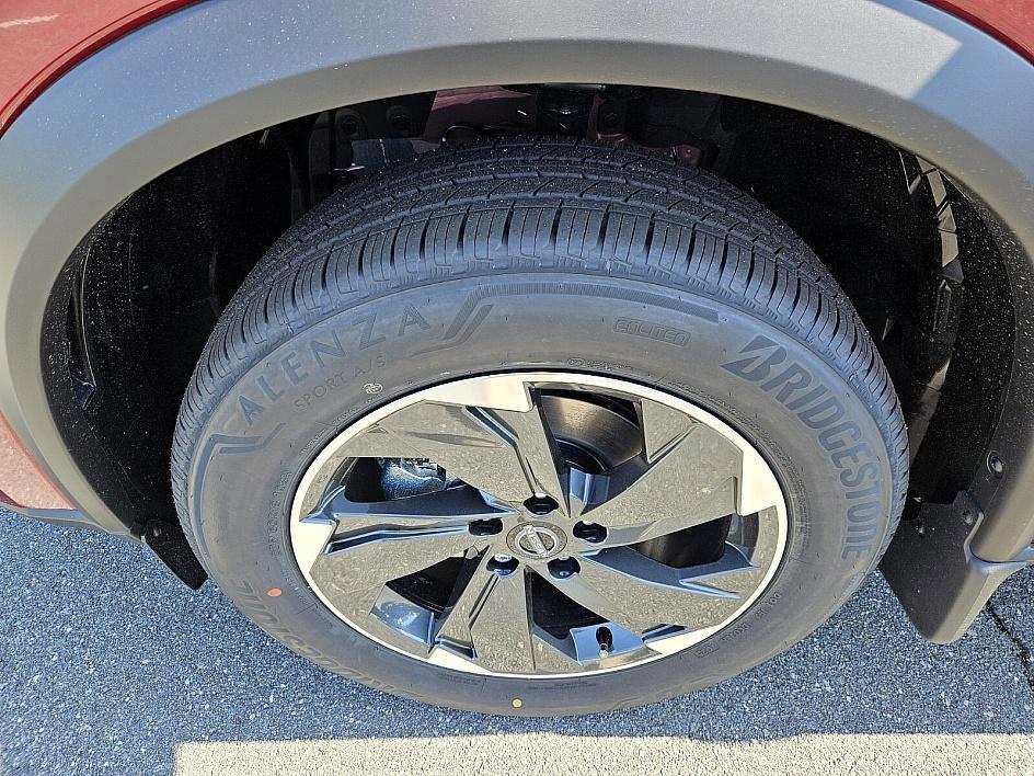 new 2025 Nissan Rogue car, priced at $31,607