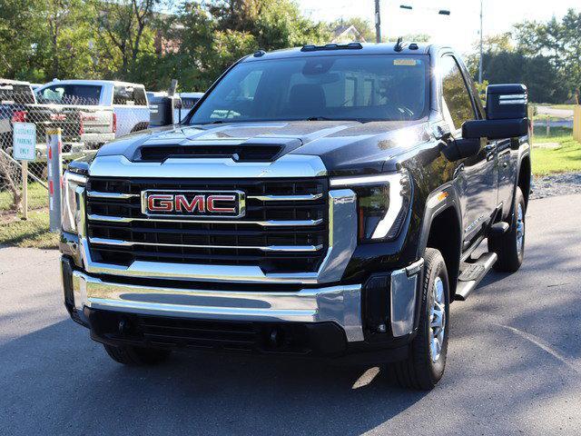 used 2024 GMC Sierra 2500 car, priced at $50,958