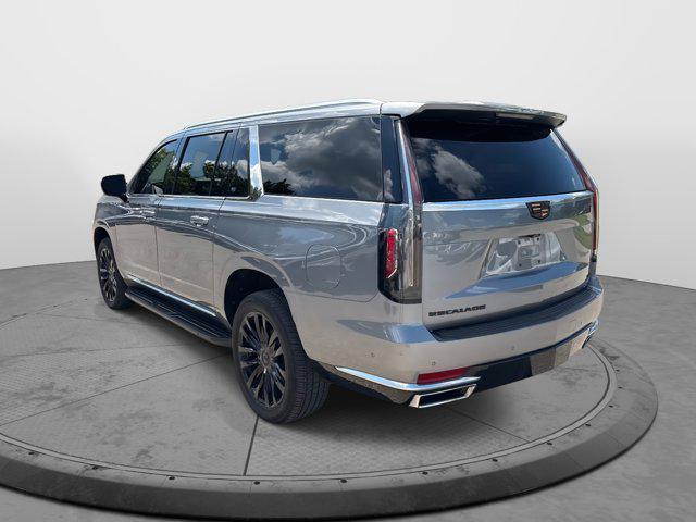 used 2021 Cadillac Escalade ESV car, priced at $61,924