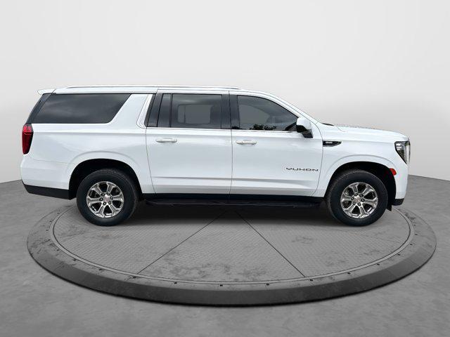 used 2022 GMC Yukon XL car, priced at $40,503