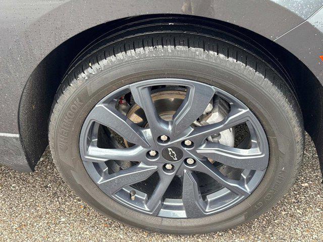 used 2022 Chevrolet Equinox car, priced at $28,986