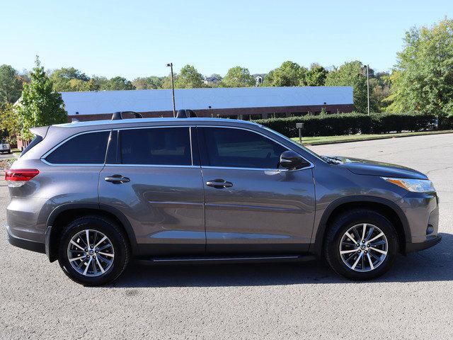 used 2019 Toyota Highlander car, priced at $23,451