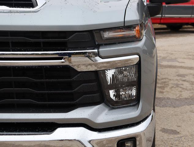 used 2024 Chevrolet Silverado 2500 car, priced at $61,422