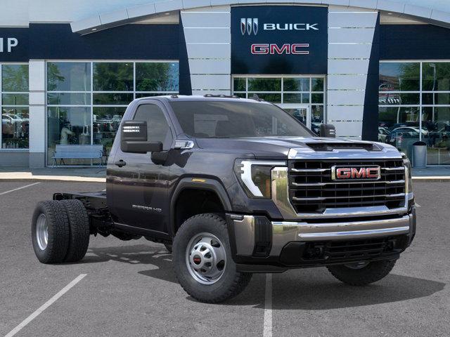 new 2025 GMC Sierra 3500 car, priced at $72,495