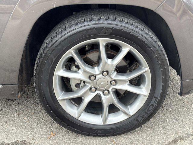 used 2015 Jeep Grand Cherokee car, priced at $18,953