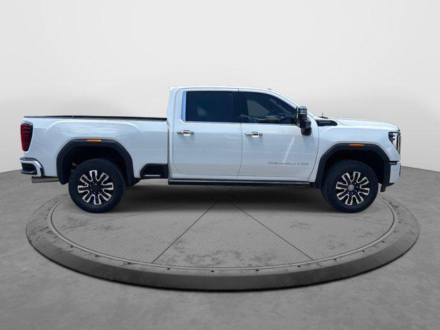 used 2025 GMC Sierra 2500 car, priced at $97,174