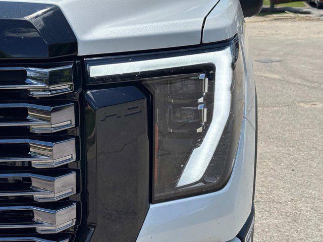used 2025 GMC Sierra 2500 car, priced at $97,174