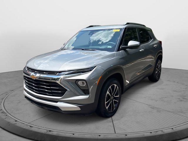 used 2024 Chevrolet TrailBlazer car, priced at $25,291