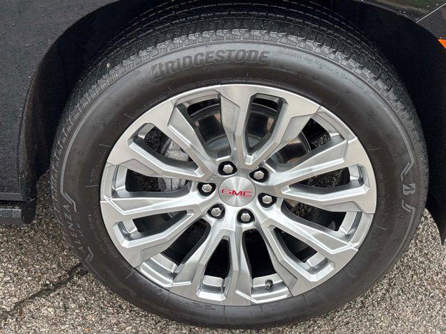 used 2024 GMC Yukon car, priced at $85,358