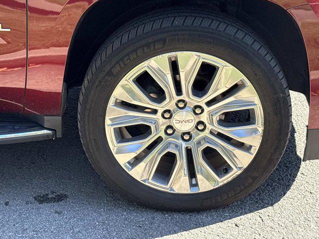 used 2019 GMC Yukon XL car, priced at $29,241