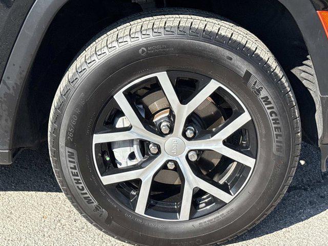 used 2023 Jeep Grand Cherokee car, priced at $33,753