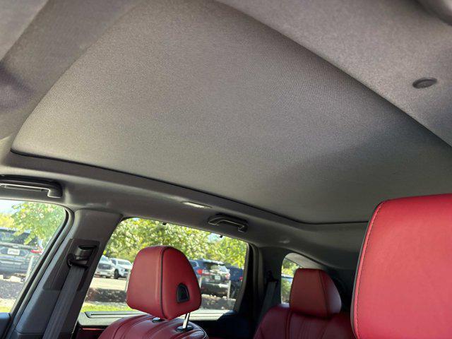used 2022 Acura MDX car, priced at $52,949