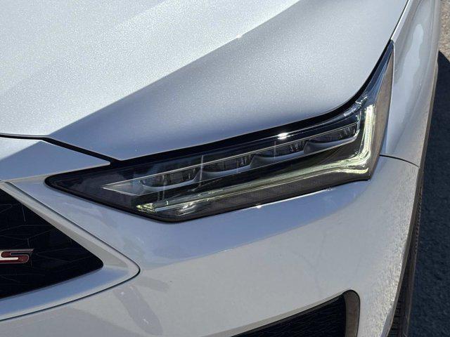 used 2022 Acura MDX car, priced at $52,949
