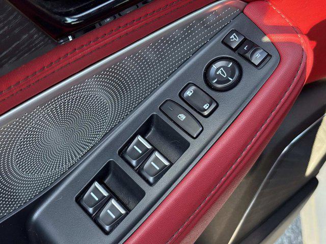 used 2022 Acura MDX car, priced at $52,949