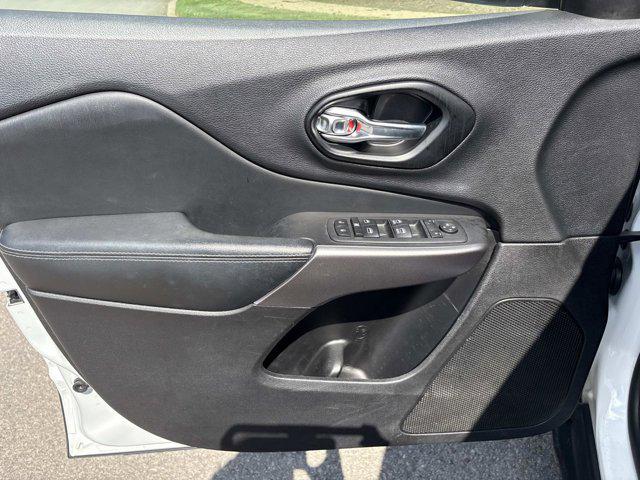 used 2021 Jeep Cherokee car, priced at $16,992