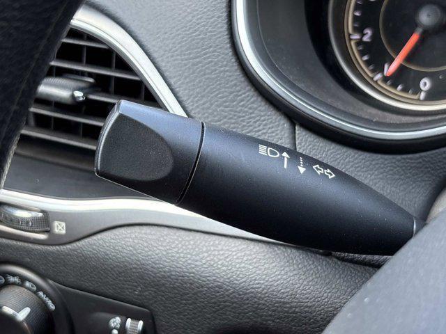 used 2021 Jeep Cherokee car, priced at $16,992