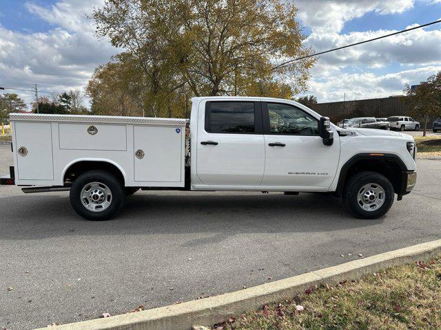 new 2024 GMC Sierra 2500 car, priced at $67,653