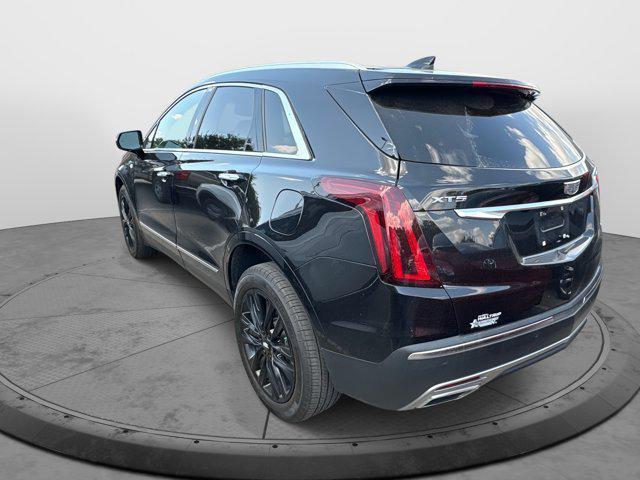 used 2021 Cadillac XT5 car, priced at $26,845