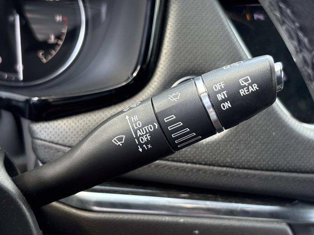 used 2021 Cadillac XT5 car, priced at $26,845