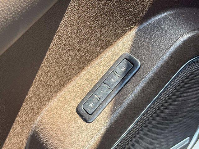 used 2019 GMC Yukon XL car, priced at $31,860