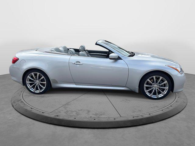 used 2009 INFINITI G37 car, priced at $17,897