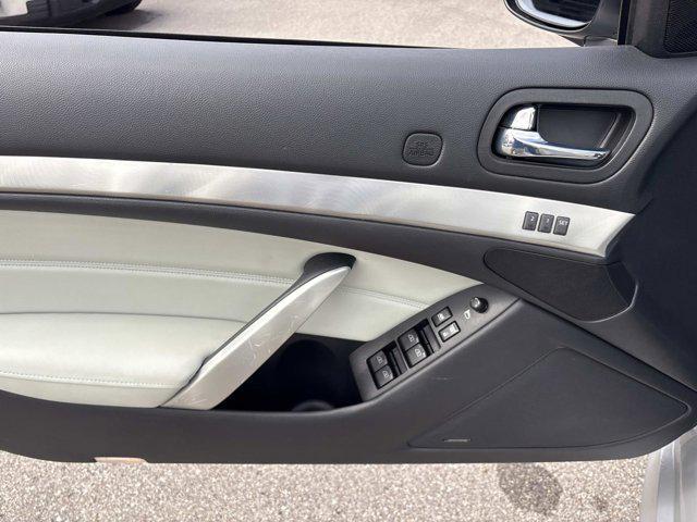 used 2009 INFINITI G37 car, priced at $17,897