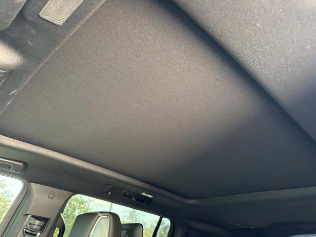 used 2025 GMC Yukon XL car, priced at $105,817