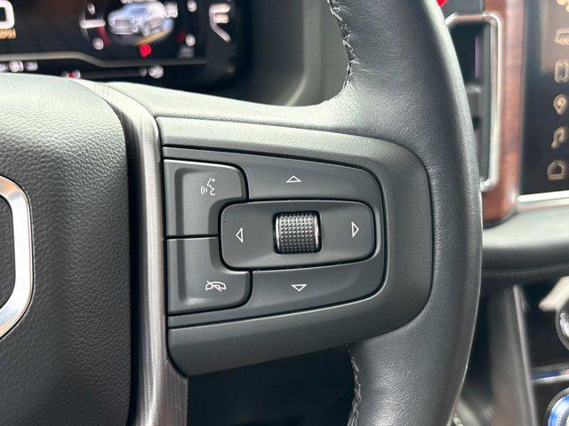 used 2023 GMC Yukon XL car, priced at $75,498
